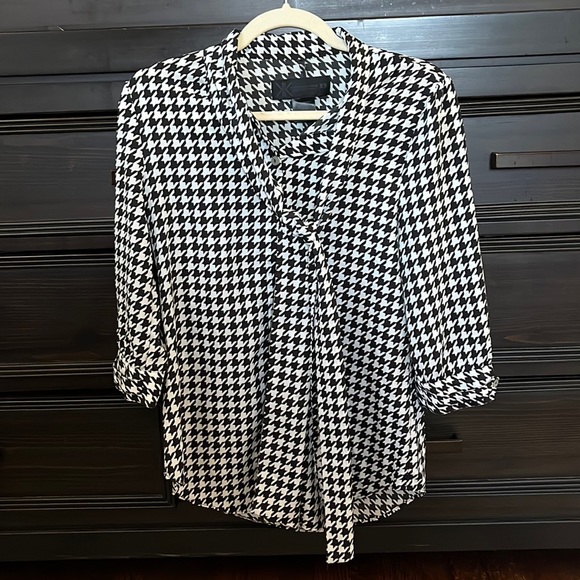 Kardashian Kollection Womens blouse. Size XS. Black and white check - Picture 1 of 3